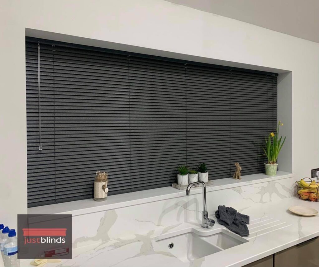 kitchen-blinds-cover