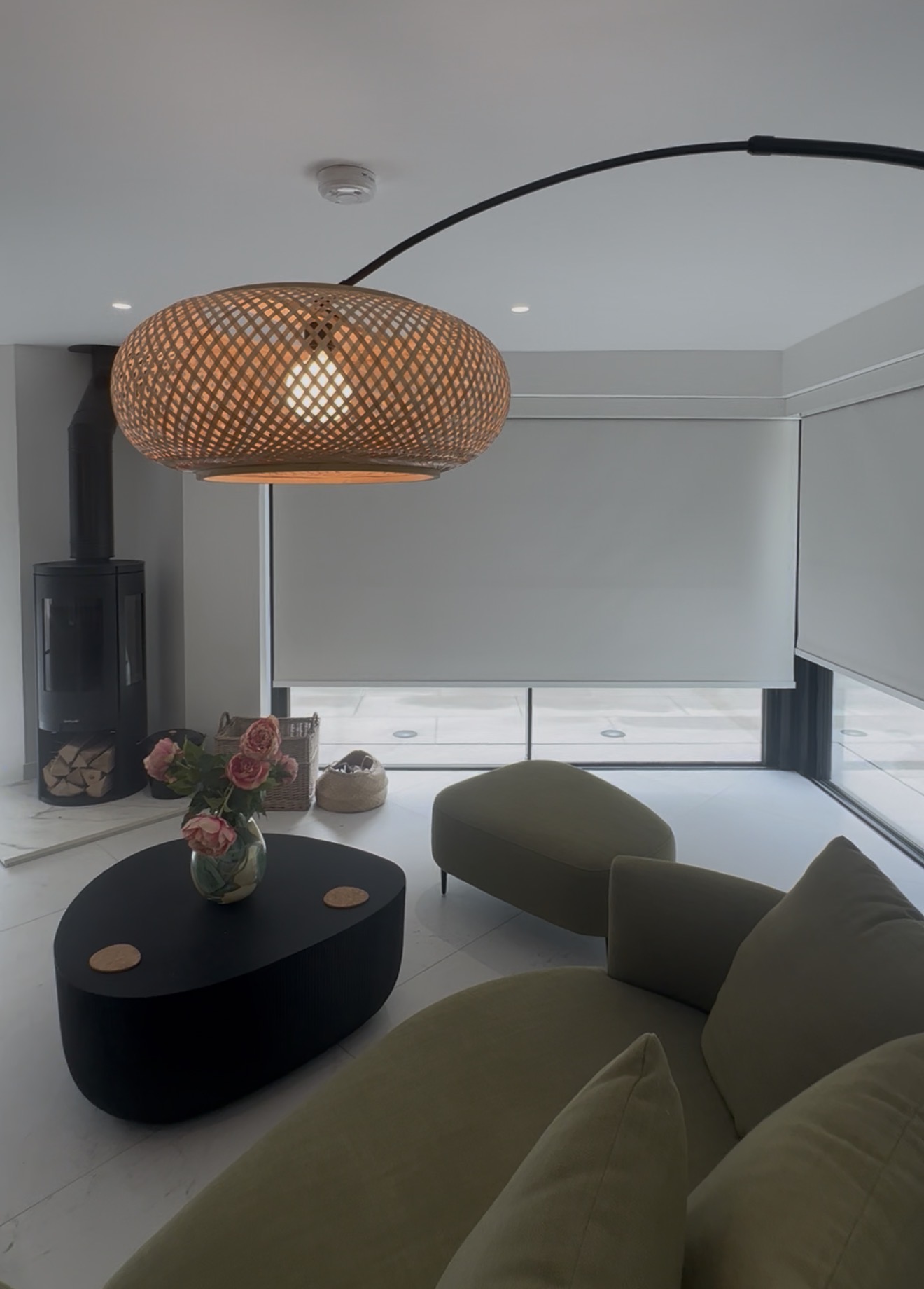 Elegant made-to-measure Roman blind in a contemporary living room
